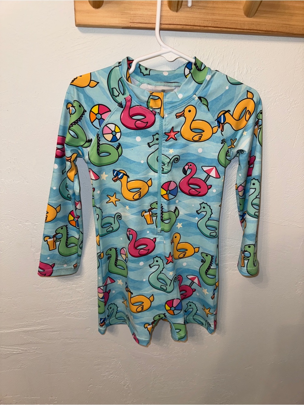 Kids' Long Sleeve Swim Zip Up Rashguard - Aqua with Colorful Pool Float 2T EUC